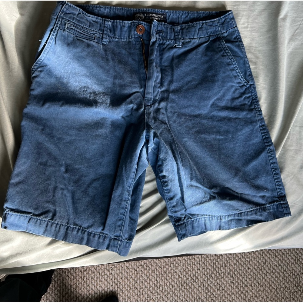 American eagle khaki shorts blue 31 waist